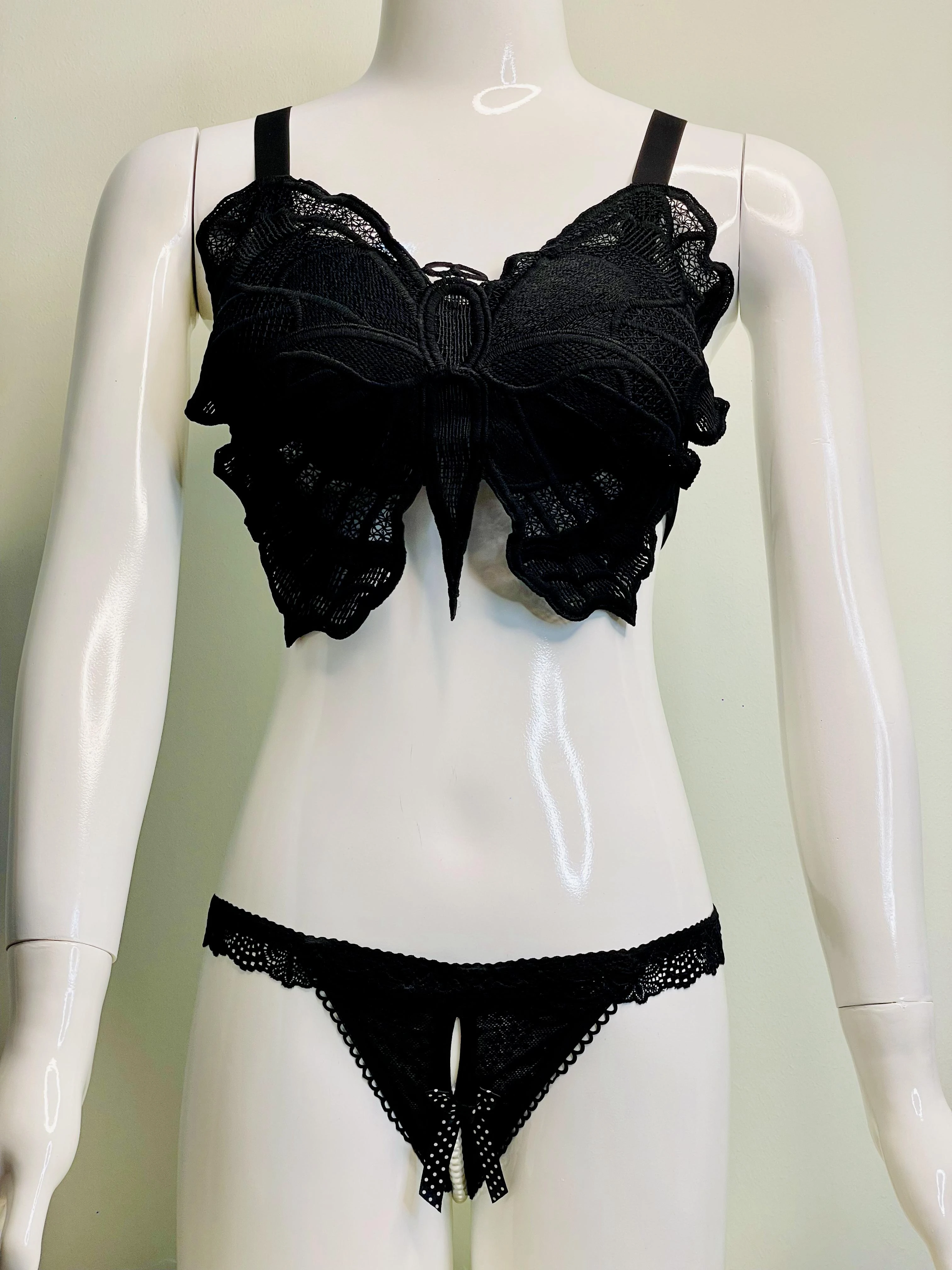 Butterfly Bra & Pearl Crotch Thong Set
