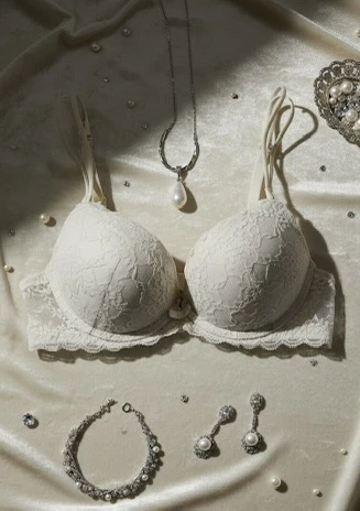 White Push-Up Printed Bra